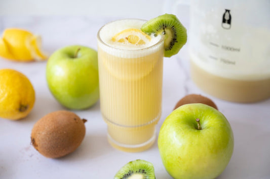 Elektrolytdryck med kiwi och äpple